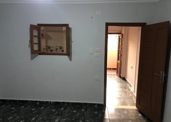 شارع على سلامة متفرع من يوسف ابو طالب - الحرفيين - السلام
